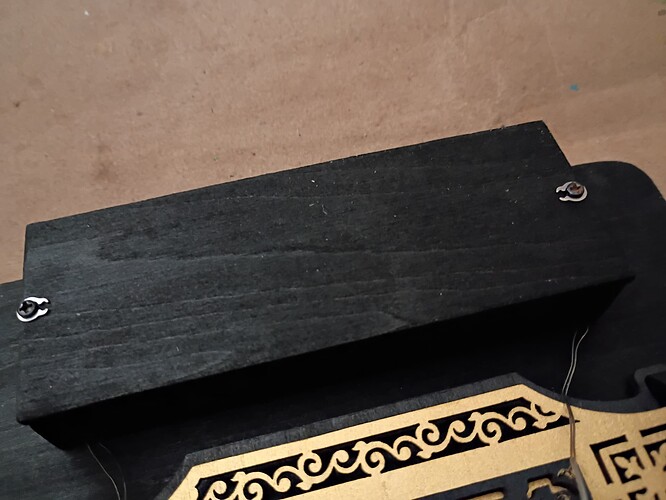 Battery.box.1