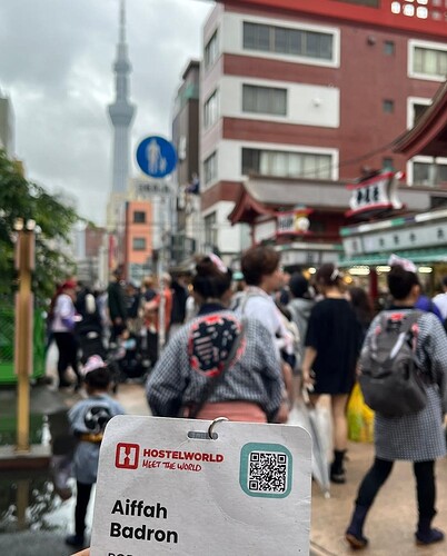 Hosterlworld Aiffah Badron card