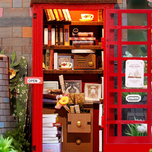 Mini Bookshelves & Reading Nook