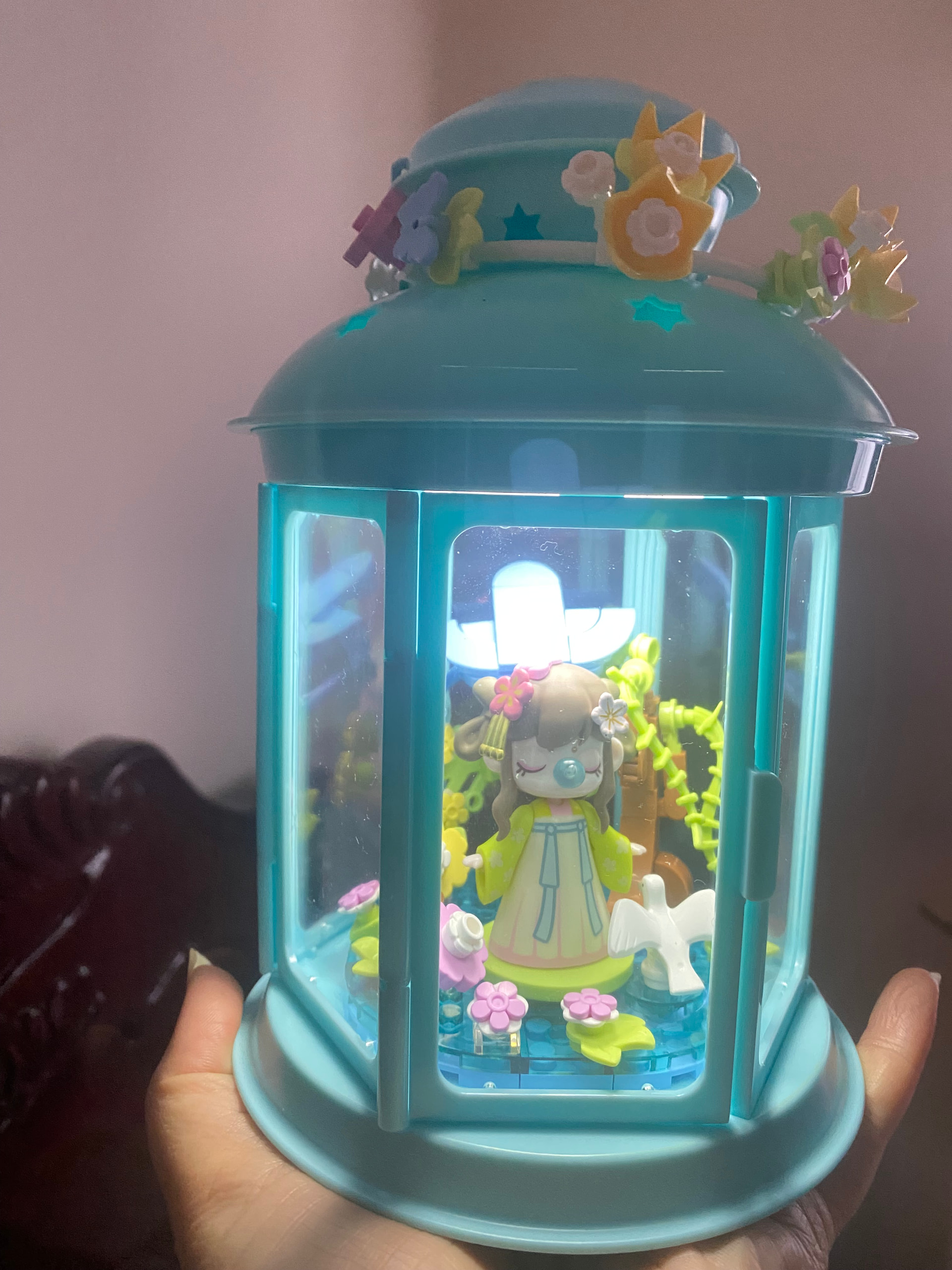 Heartwarming] Not Rolife: Jaki Nanci Lantern (Rolife License)- The