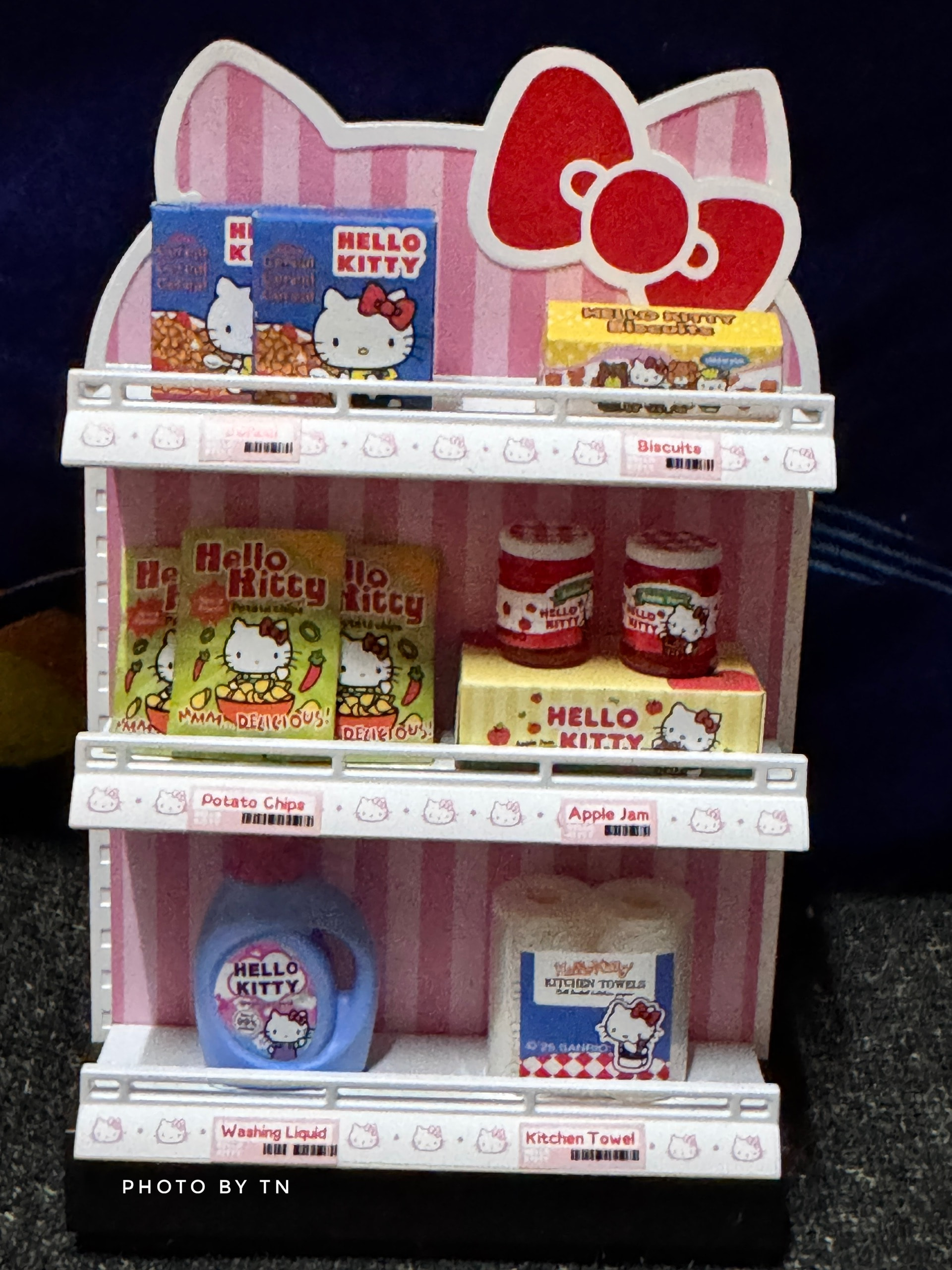 DWL06 - Hello Kitty Supermarket - Rolife - Robotime Community